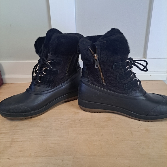 Sperry Women’s Faux Fur Black Winter Boots Size 7 - Picture 3 of 6